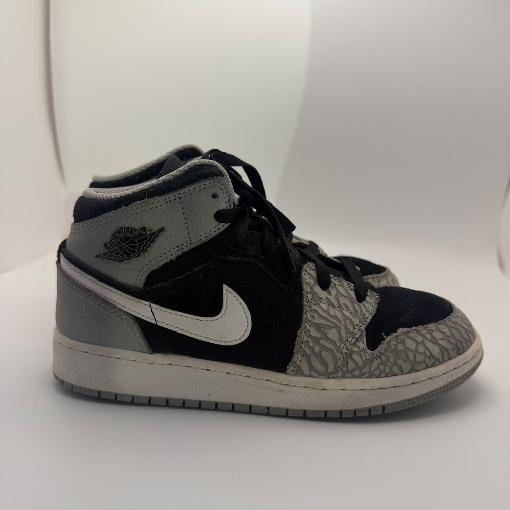 Nike Air Jordan 1 Mid SE GS Elephant Print DM6216-016 Size 5Y w/ Box Extra Laces